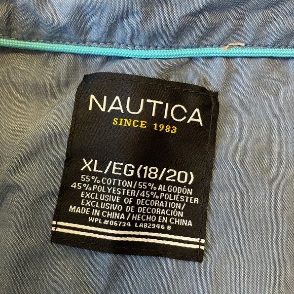 Nautica Blue Checkered Button-Up Shirt‎ - Picture 4 of 9
